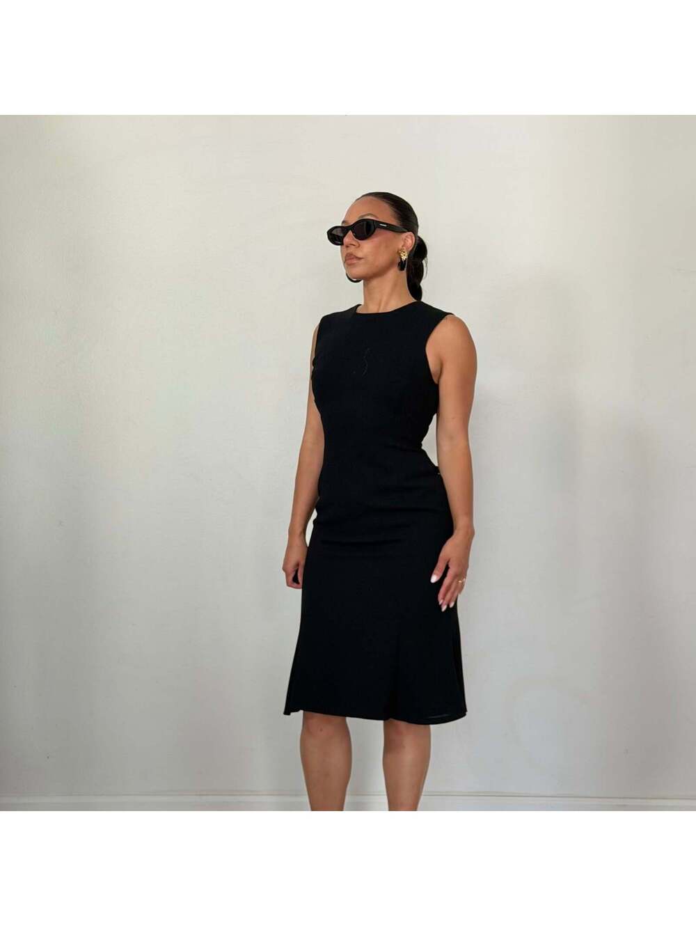 Escada - Picture 6 of 9